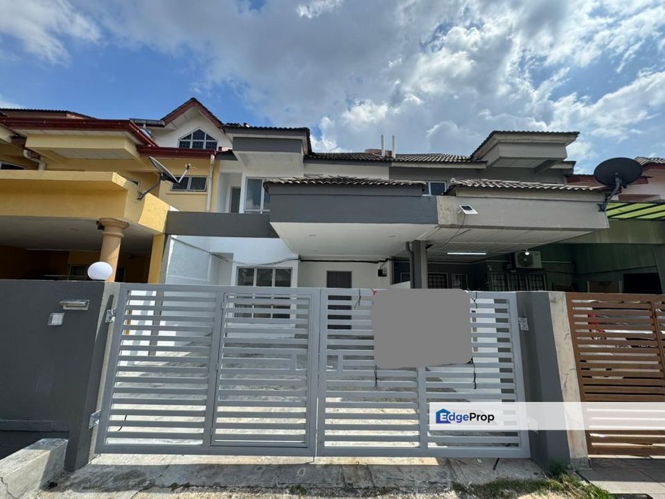 Desa 13 - Renovated - 20x65 - 4R3B - Bandar Country Homes, Selangor, Rawang