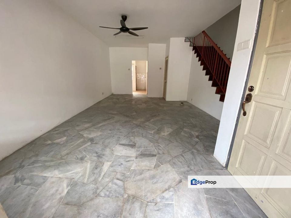 Desa 13 - 18x65 - 4R3B - Bandar Country Homes, Selangor, Rawang