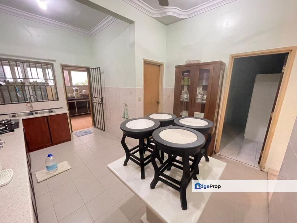 Block 3 - End Lot with Land - Facing Empty - 22x75 - 5R3B - Bandar Tasik Puteri, Selangor, Rawang