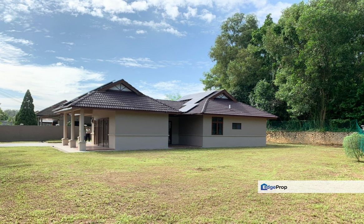 Jalan Teluki - Bungalow with Big Land - 10,000sf - Bukit Sentosa, Selangor, Hulu Selangor