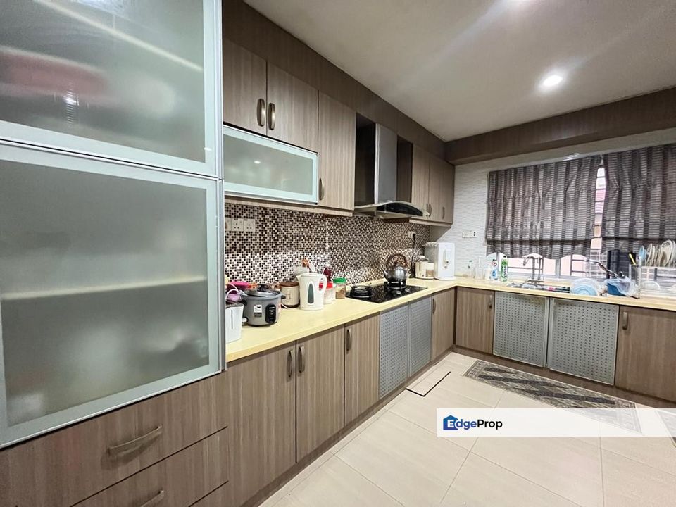 [Below Market] Jalan Pekaka - 22x75 - 4R3B - Seksyen 8 - Kota Damansara, Selangor, Kota Damansara