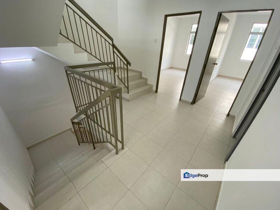 [Rent] Scientex Kundang Jaya - 3 Sty - 18x65 - 4R3B -Rawang, Selangor, Rawang