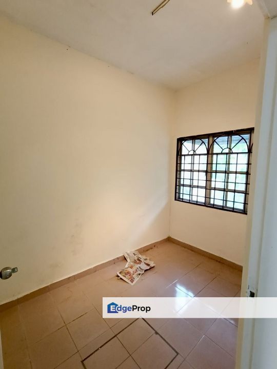 [Rent] Taman Rawang Perdana 2 - 22x70 - 5R3B, Selangor, Rawang