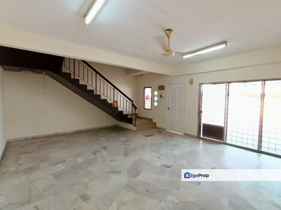 [Rent] Taman Rawang Perdana 2 - 22x70 - 5R3B, Selangor, Rawang