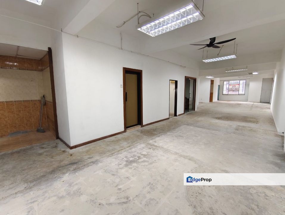 [Rent] Bandar Rawang Office Shop Lot - 20x75 - 1st Floor, Selangor, Rawang