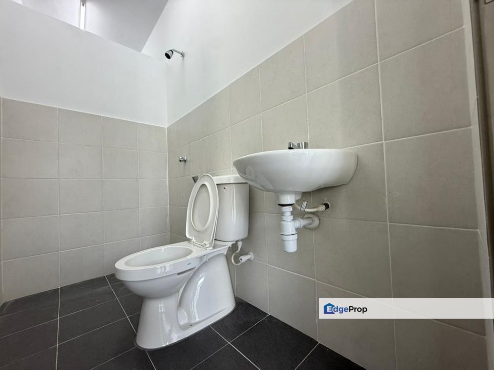 [Rent] Scientex Kundang Jaya - 3 Sty - 18x65 - 4R3B - Rawang, Selangor, Rawang