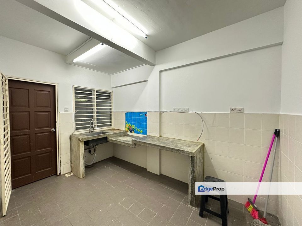 Rawang Tin - 20x60 - 4R3B, Selangor, Rawang