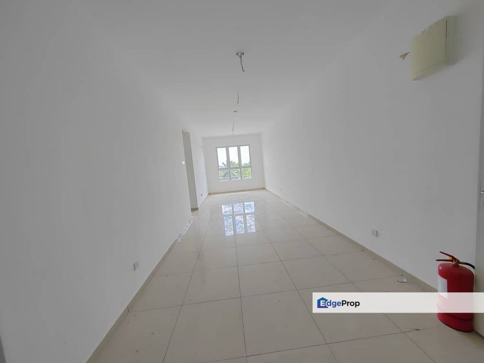 Perdana Park Apartment - With Lift - 850sf - 3R2B - Bandar Tasik Puteri, Selangor, Rawang