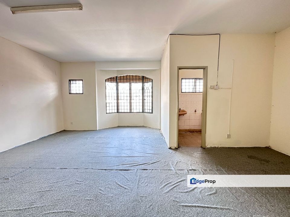 Taman Velox - 22x70 - 4R3B - Rawang, Selangor, Rawang