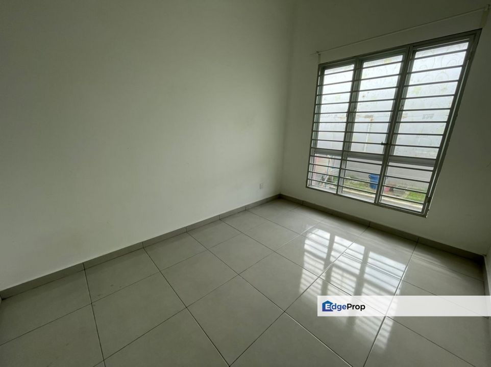 Acacia Park - End Lot Corner - 3879sf - Phase 3, Selangor, Rawang