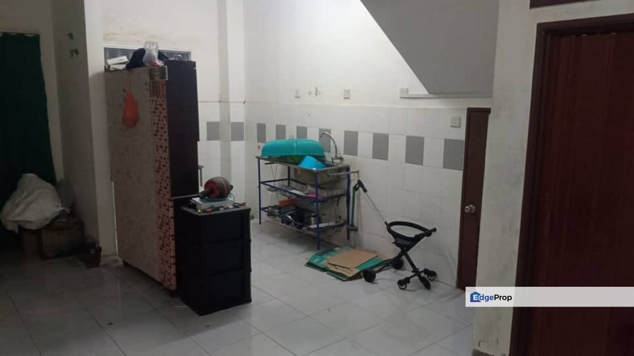 Amansiara - G Floor - 1200sf - 3R2B - Selayang, Selangor, Selayang