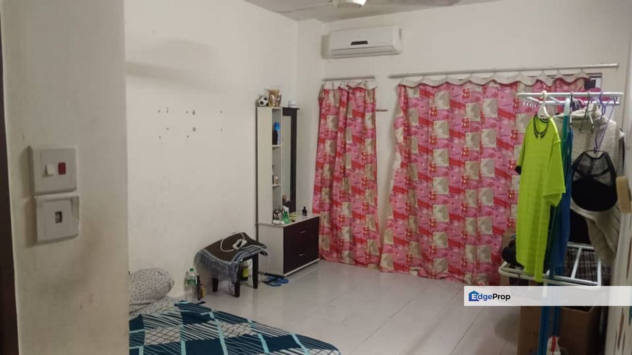 Amansiara - G Floor - 1200sf - 3R2B - Selayang, Selangor, Selayang