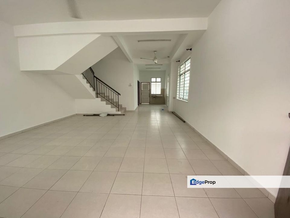 Scientex Kundang Jaya - End Lot - 3 Sty - 18x65 - 5R3B, Selangor, Rawang