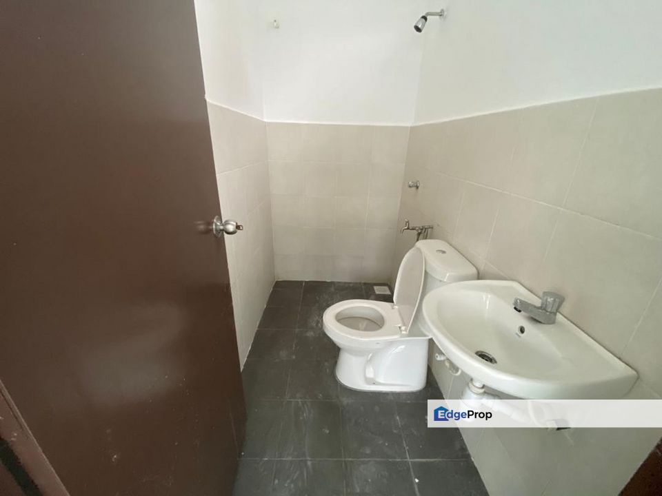 Scientex Kundang Jaya - End Lot - 3 Sty - 18x65 - 5R3B, Selangor, Rawang