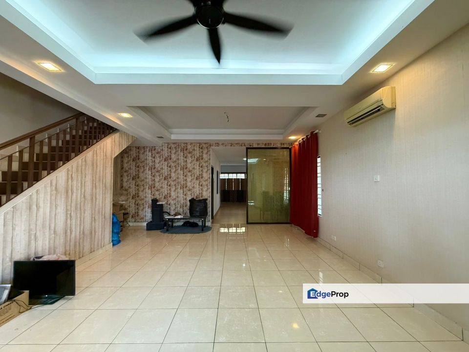 Jalan RP 13 - Corner - 3401sf -  5R3B - Rawang Perdana 2, Selangor, Rawang