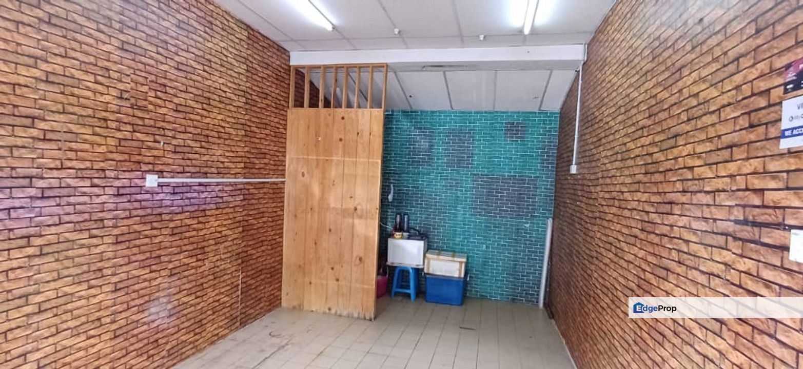[Rent] Shoplot Rawang - Ground Floor - Near Bus Station, Selangor, Gombak