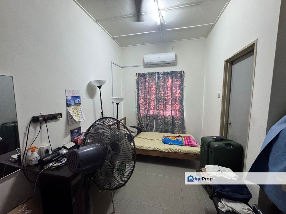 Taman Tun Perak Rawang - 20x70 - 4R3B, Selangor, Rawang