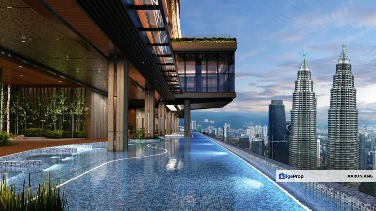 Armani Hallson | KLCC, Kuala Lumpur, KLCC