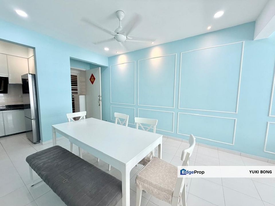 I-Santorini Brezzy Theme Super Good Condition Seaview , Penang, Tanjung Tokong