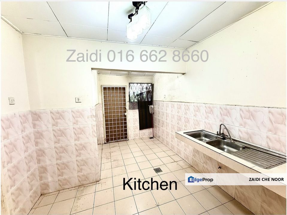 Bandar Enstek House To Let | Rumah Sewa Corner Lot, Negeri Sembilan, Nilai