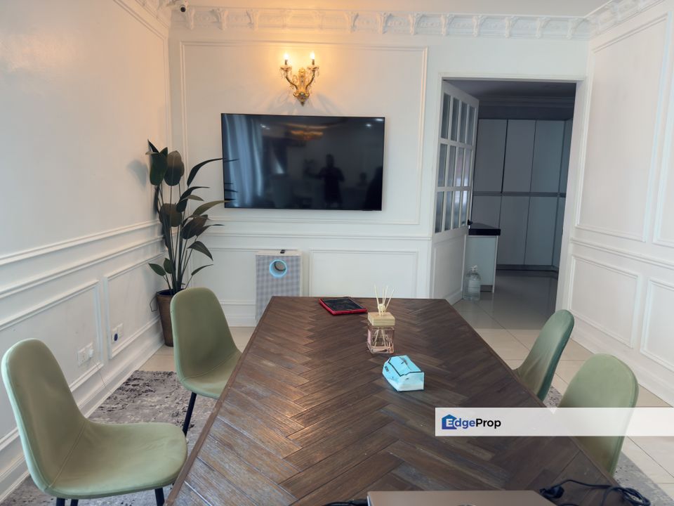 Exclusive Bungalow for Sale in Subang Jaya | 5+1 BR | 6,000 sqft, Selangor, Subang Jaya