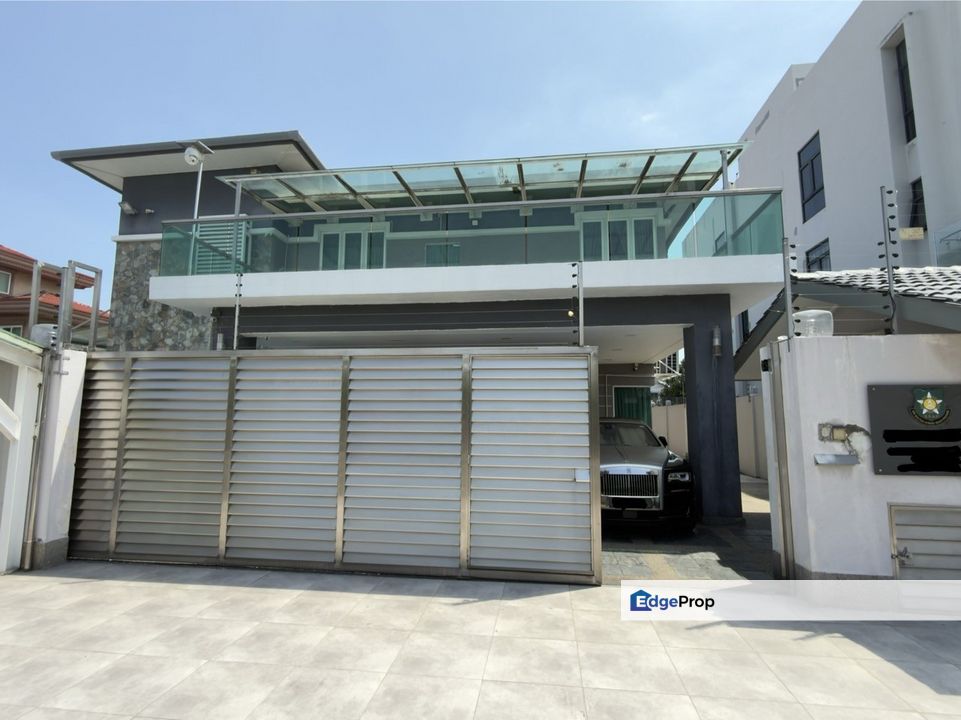 Exclusive Bungalow for Sale in Subang Jaya | 5+1 BR | 6,000 sqft, Selangor, Subang Jaya