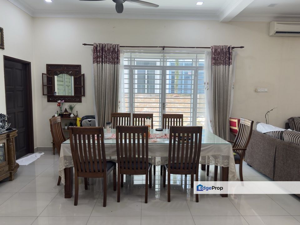 Bungalow for Sale in Subang Jaya | Peaceful Neighbourhood, Selangor, Subang Jaya