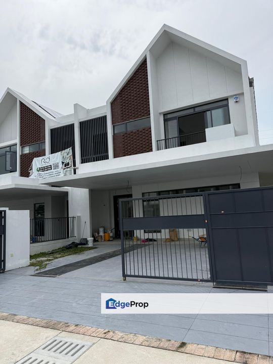 Large Semi-D with a Practical Layout in Elmina U17 | 40x80, Selangor, Sungai Buloh