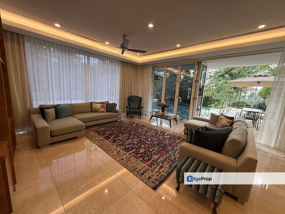 Exclusive Bungalow for Sale with Golf Course View, Selangor, Seri Kembangan