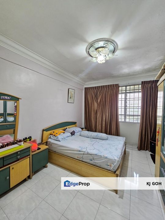 Taman Selesa Jaya 3 Bedroom Apartment For Sale, Johor, Skudai