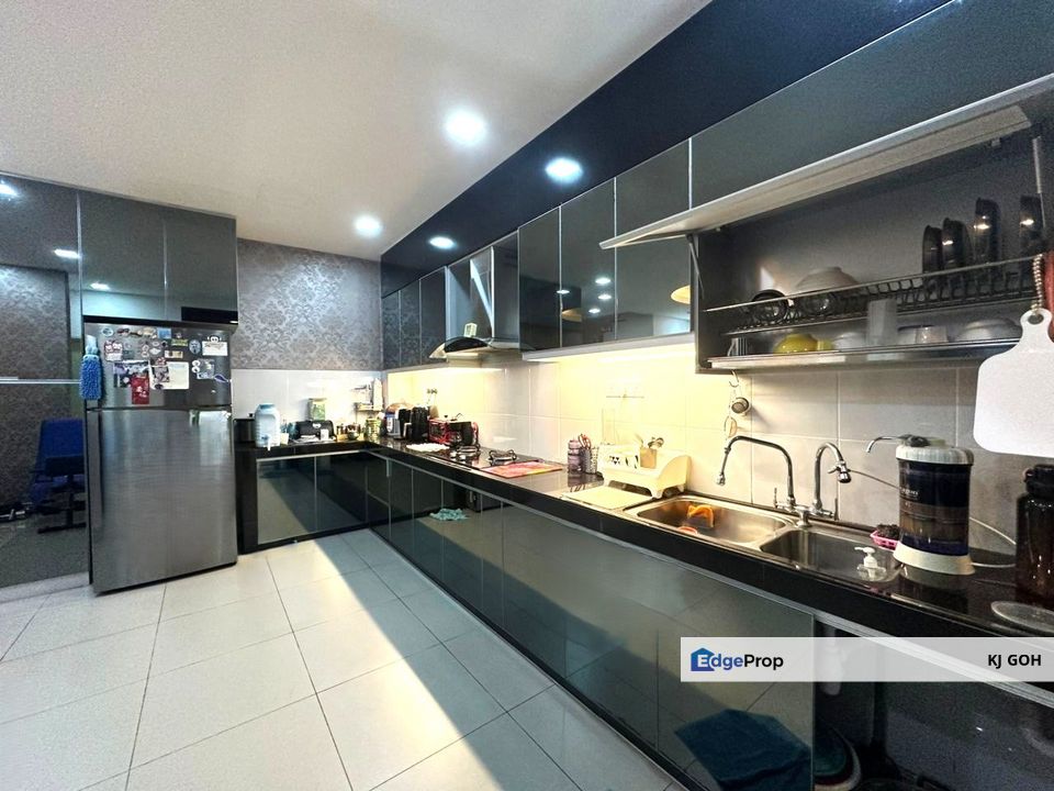 Taman Mutiara Rini Heights 2 Storey Terrace For Sale, Johor, Skudai