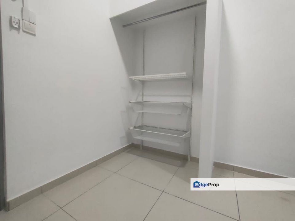 Iris residence for rent, Selangor, Kajang