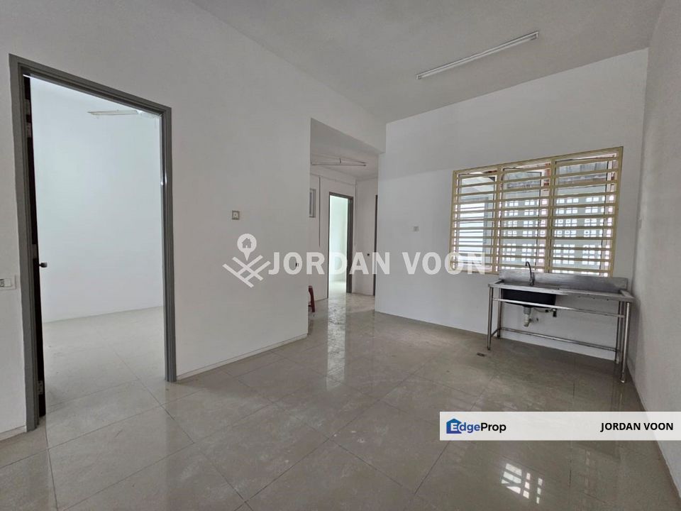 Taman Bukit Minyak Utama 2sty Terrace Partially Furnished Freehold, Penang, Bukit Minyak