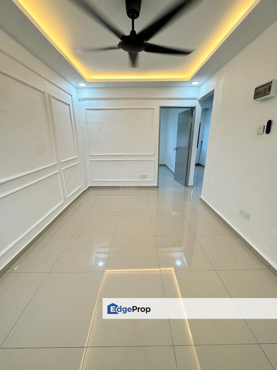 RENOVATED LOW COST FLAT @ TAMAN CENDANA PASIR GUDANG 🔥  Affordable • Move-in Ready • Good Investment Opportunity, Johor, Pasir Gudang