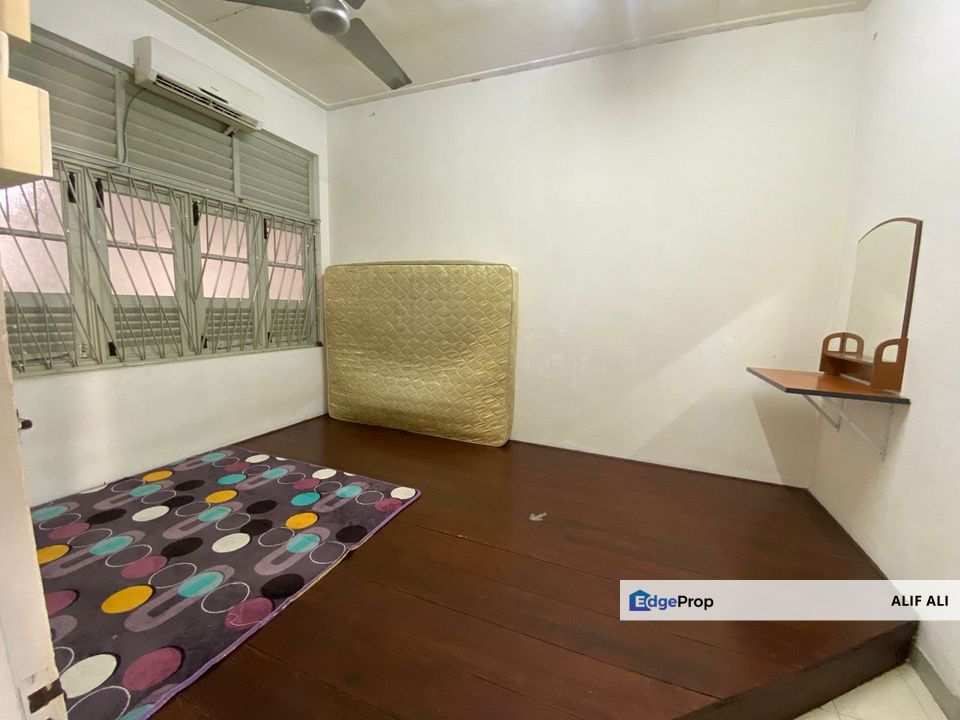 Canning Garden Ipoh Single Storey House for Rent | Partly Furnished | RM1,300 Negotiable, Perak, Ipoh