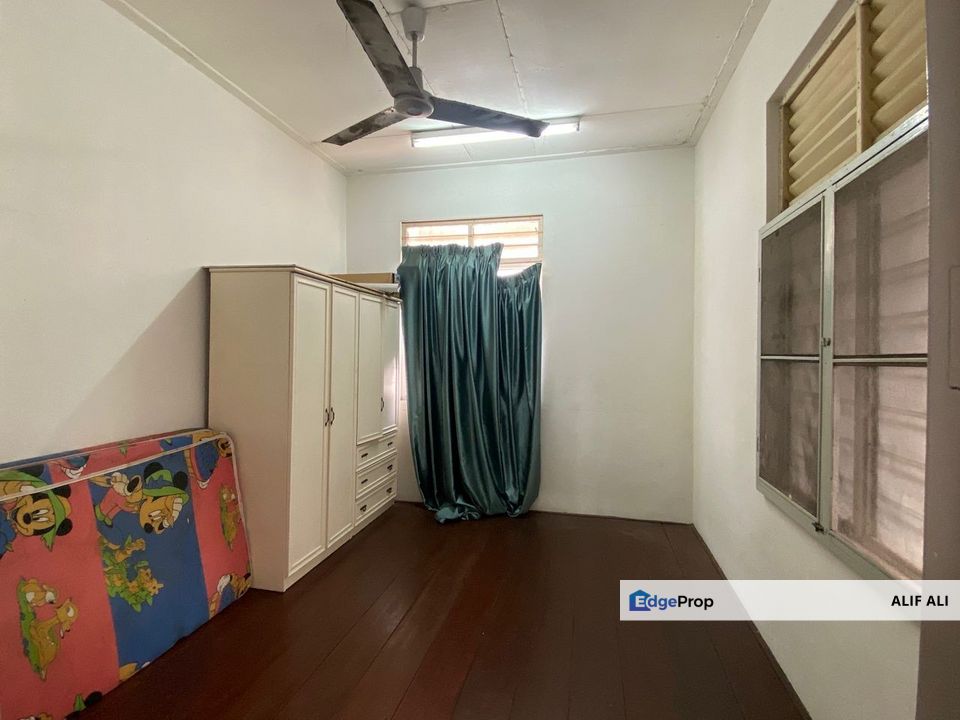 Canning Garden Ipoh Single Storey House for Rent | Partly Furnished | RM1,300 Negotiable, Perak, Ipoh