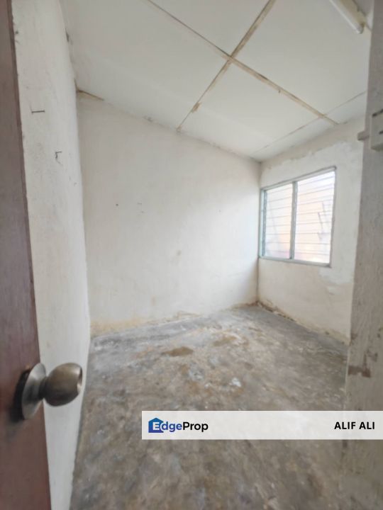 Klebang Jaya Single Storey Terrace House for Sale | RM155K Negotiable | Low Cost Title, Perak, Chemor