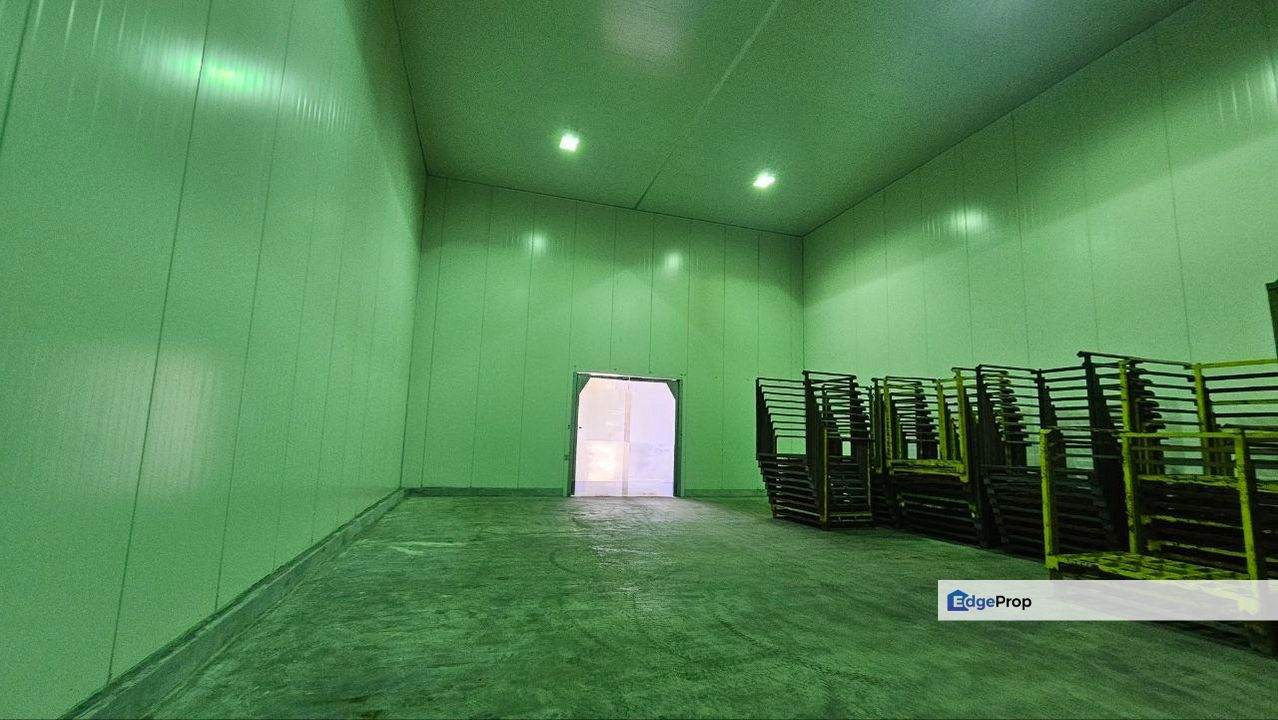 Well-Located 1 Storey Detached Factory Warehouse For Rent At Taman Cheng Teknologi Melaka , Melaka, Cheng