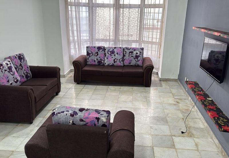 Endah Regal Condominium
