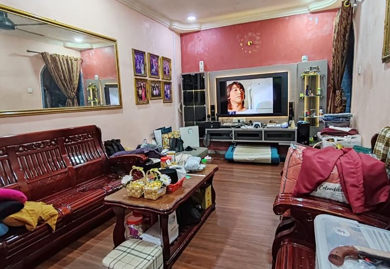 TAMAN KELEMAK JAYA