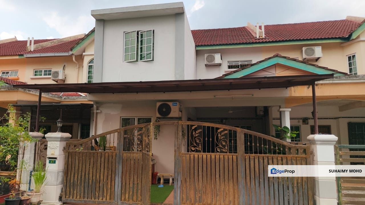 Renovated 2 Storey Terrace near Masjid, Selangor, Bangi