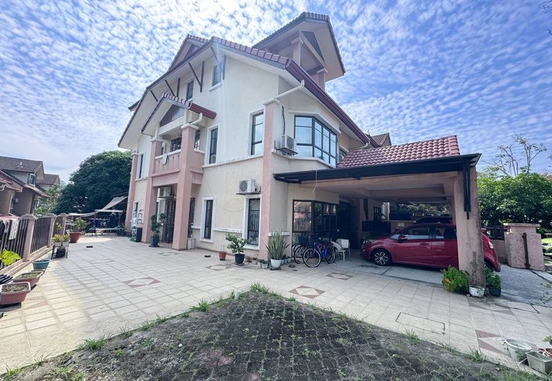 Jalan Presint 16 