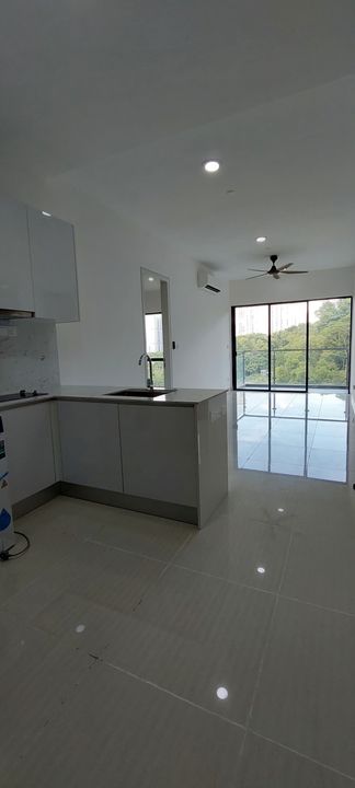 Partial furnished Hampton Damansara for rent facing forest , Kuala Lumpur, Country Heights Damansara