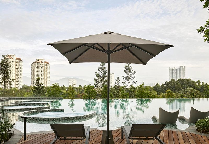 Park Regent*