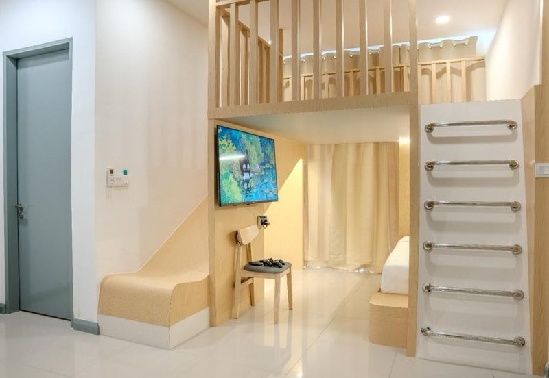 D'Pristine Medini