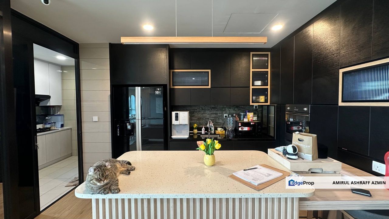 Uptown Residence - Fully furnished with tasteful ID. Lock stock & barrel., Selangor, Damansara Utama