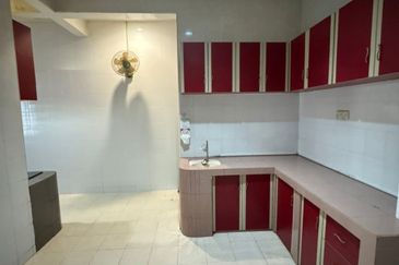 Jalan Jaya Putra 2/9