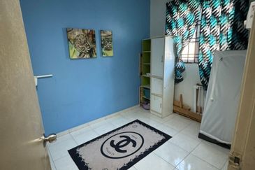 Jalan Jaya Putra 2/9