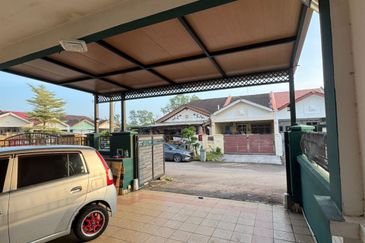 Jalan Jaya Putra 2/9