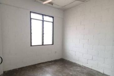 Flat Temenggong, Bandar Indahpura